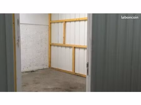garage/box 45 m² nogent le rotrou