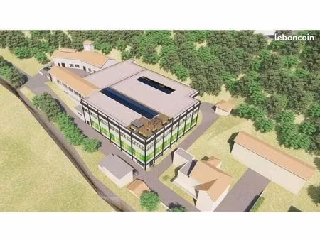 local industriel 150 m²