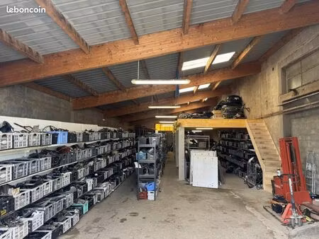 local bureaux 274 m²