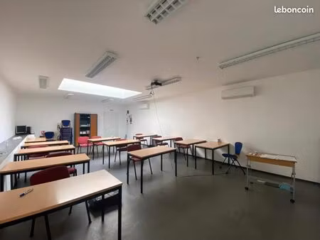 local commercial 94 m²