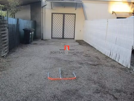 immobilier professionnel à louer carbon-blanc