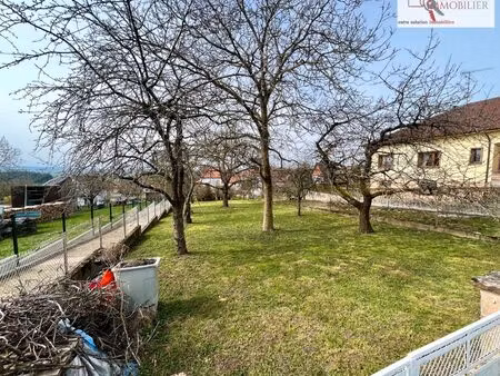 terrain 832 m² bust