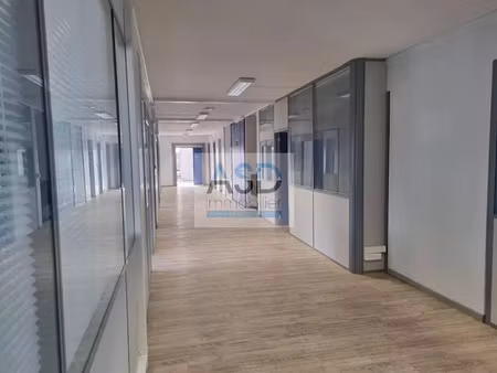 vente locaux professionnels 390 m² à croix (59170)  483 000 €