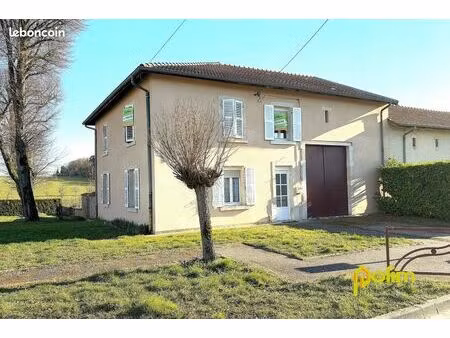 maison de village 6 pièces 136 m²