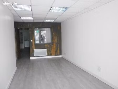 local commercial 52 m²