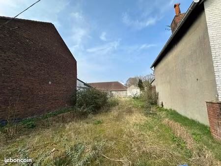 terrain 288 m² croix