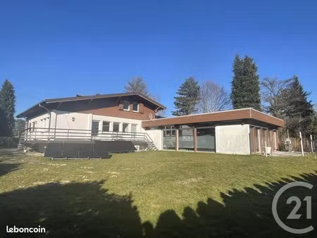 maison 6 pièces 160 m²
