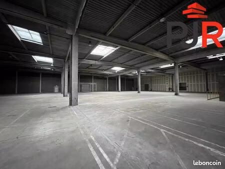 local 1725 m² gondreville