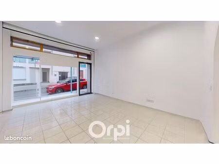 local commercial 42 m²