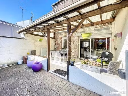 maison 5 pièces 180 m²