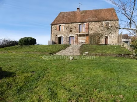 maison rénovée 8 pièces  6 chambres  sur terrain 2000 m²