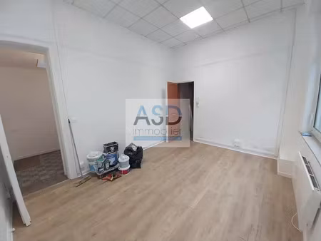 location locaux professionnels 75 m² à tourcoing (59200)  1 470 €