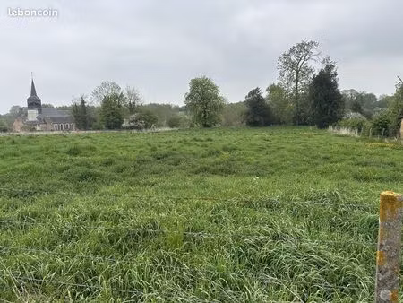 terrain 1921 m² mons-boubert