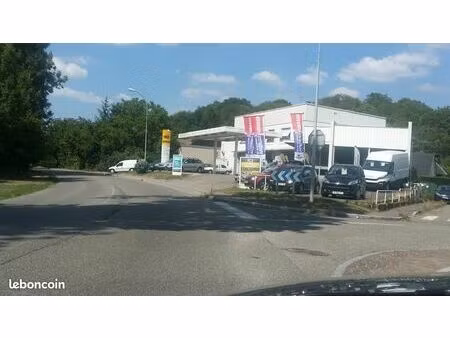 local 668 m² hochstatt