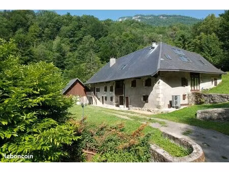 moulin 10 pièces 340 m²