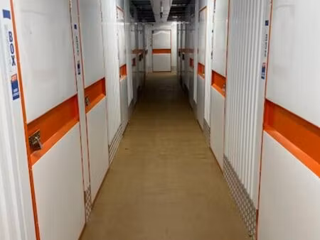 garage/box 6 m² genay