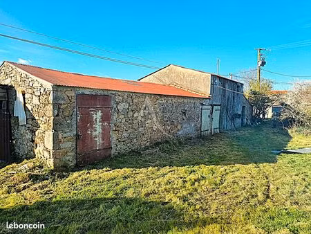 grange 2 pièces 82 m²