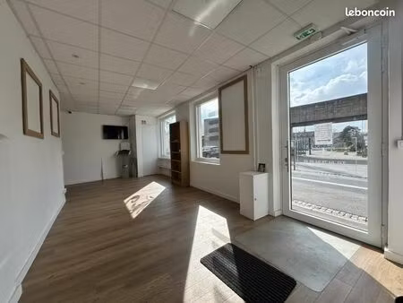 bureaux 90 m²