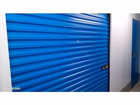 parking/box 1 pièce 5 m²