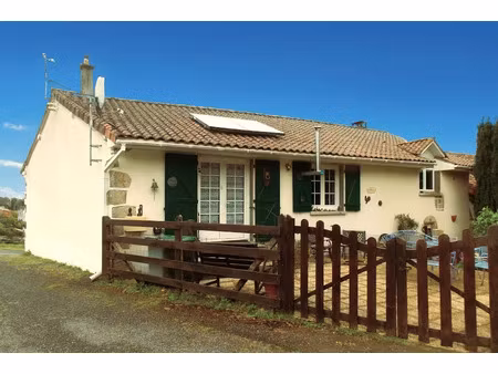 vente maison 6 pièces 130 m² à cussac (87150)  135 000 €