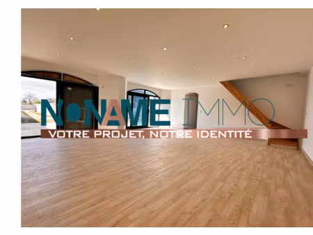 maison neuve proche de tous les grands axes.