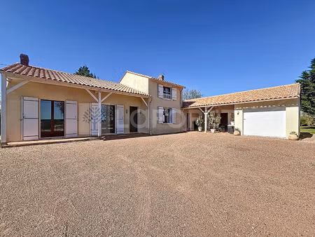 maison familiale lumineuse et au calme