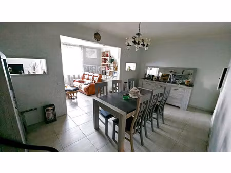vente maison 6 pièces 137 m² à magne (79460)  189 500 €