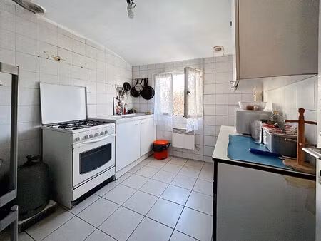 vente maison 8 pièces  120.00m²  vitry