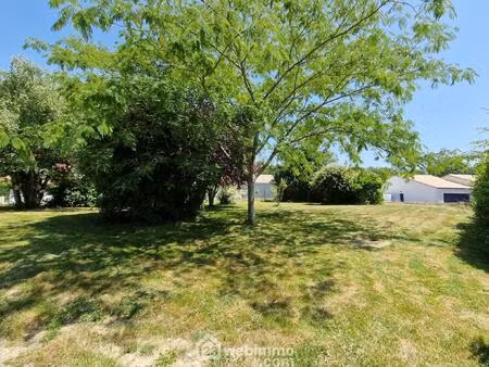 vente terrain 583 m² beaulieu-sous-la-roche (85190)