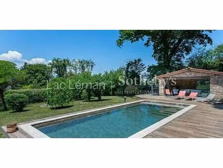 maison avec piscine et terrasse nernier (74)