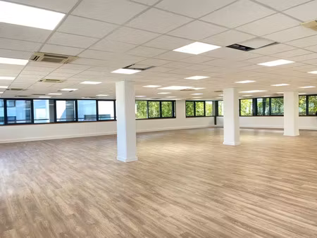 vente bureaux 335 m²