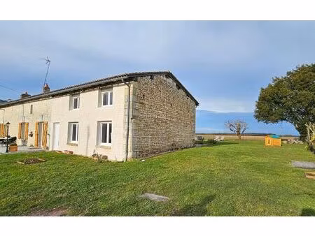 maison la roche-rigault m² t-3 à vendre  180 000 €