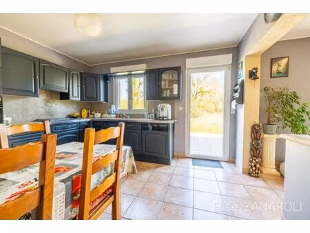 en vente maison 137 m² – 570 000 € |roussy-le-village