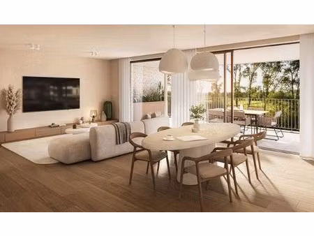 twee slaapkamer appartement met ruim terras in ode leie.