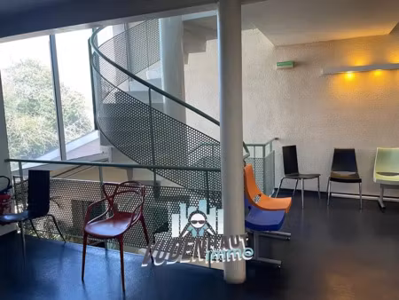 local commercial 418 m²