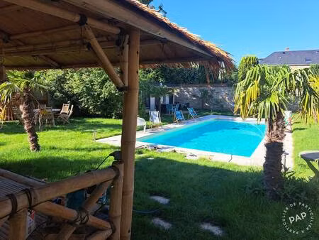 chalet et paillote à la belle étoile métro 14 a 300 mètres de la station de métro l'hay-le