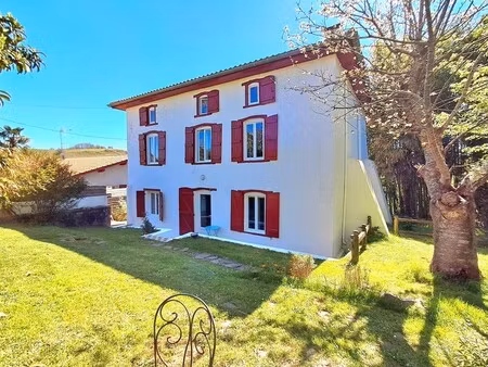 maison de luxe à vendre à la bastide-clairence