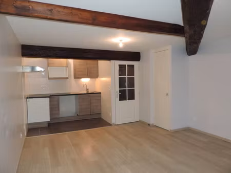 location appartement 2 pièces 48 m² à belleville-en-beaujolais (69220)