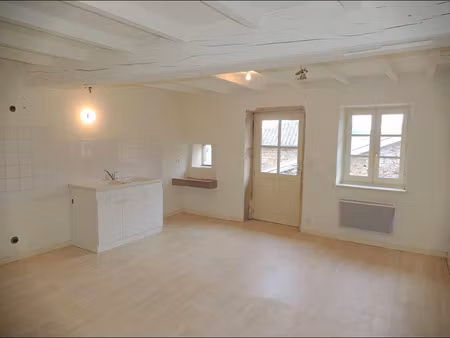 location appartement 2 pièces 37 m² à régnié-durette (69430)
