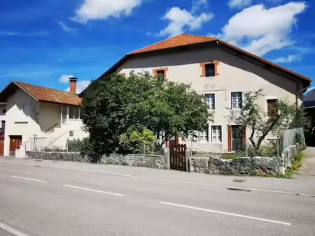 vente maison 5 pièces 190 m² à hauteville-lompnes (01110)  199 000 €