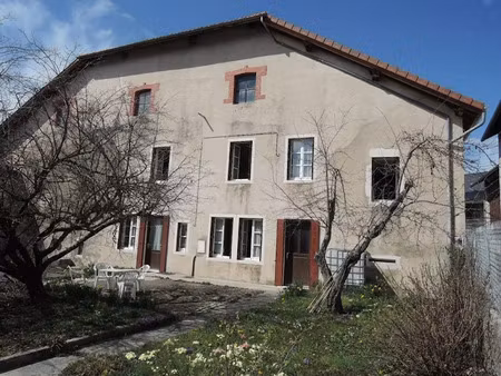 vente maison 5 pièces 190 m² à hauteville-lompnes (01110)  239 500 €