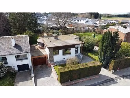 grand bungalow avec garage à vendre à oupeye