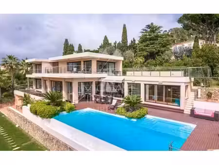 villa de luxe de 8 pièces en location cannes la bocca  france