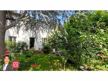 thizy-les-bourgs (69240) maison bourgeoise 200 m²   4 chambres  garage  jardin  annexes