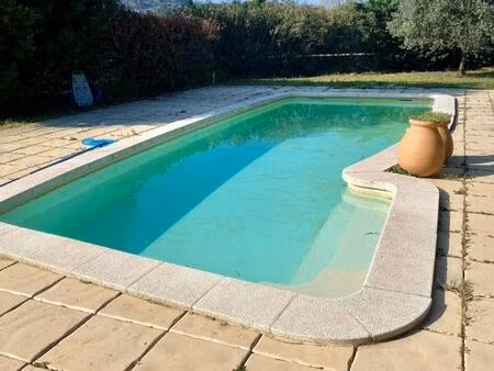 vente maison 6 pièces 161 m² le beausset (83330)