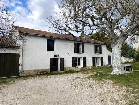 vente maison 6 pièces 325 m² à eyragues (13630)  570 000 €