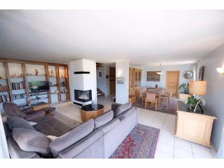 vente maison 5 pièces 220 m² à saint-jorioz (74410)  1 090 000 €