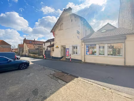 location local commercial 6 pièces  125.00m²  aincourt