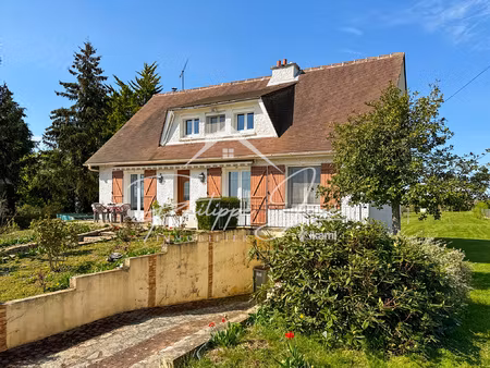 maison 6 pièces de 125 m2 secteur saint-valérien 89150