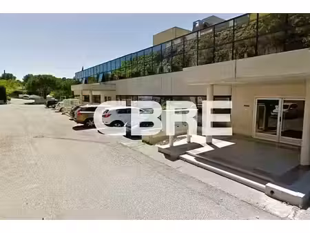 location bureau vallauris 173 m²